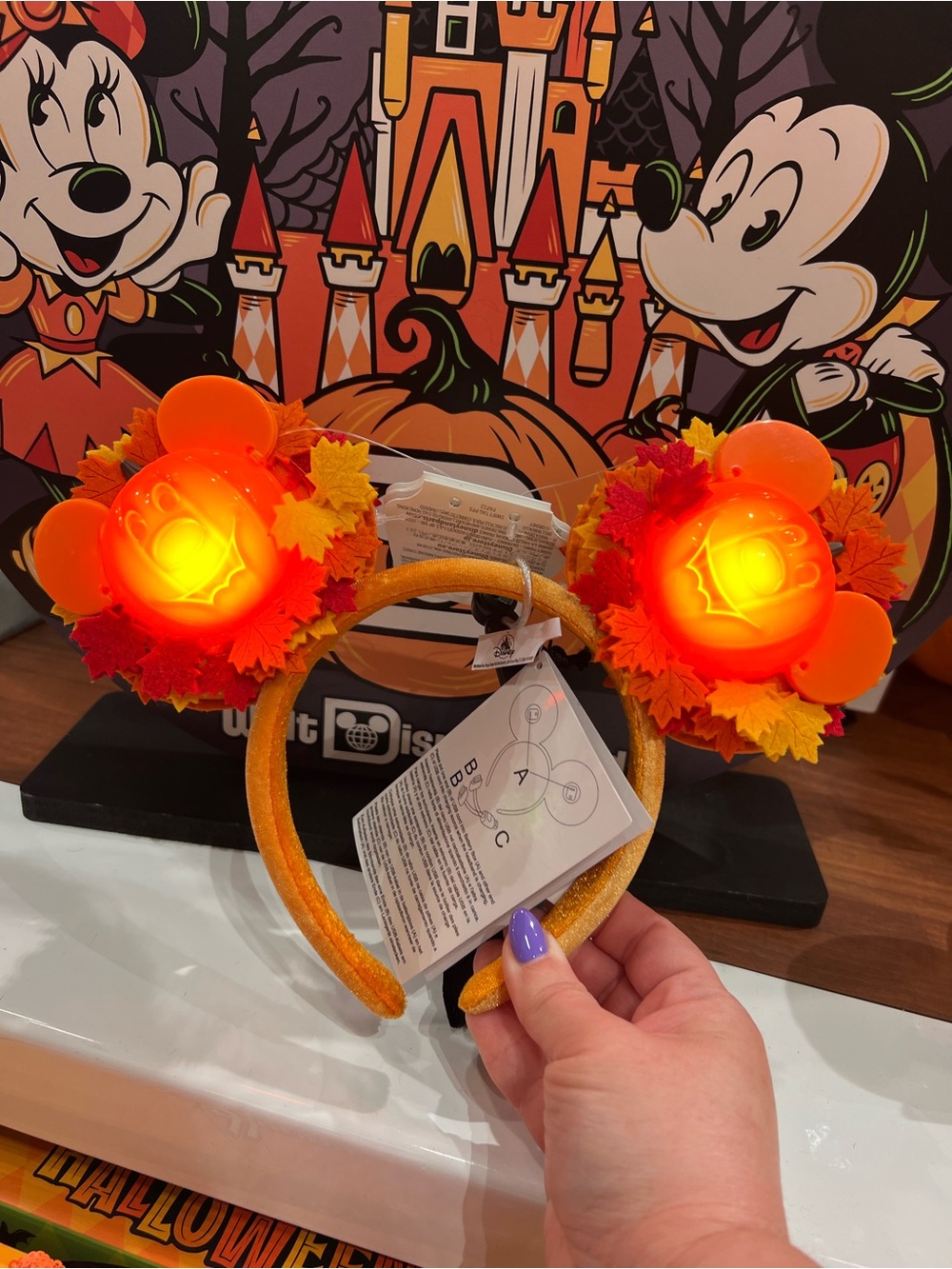 Disney Parks Halloween 2026 Mickey Light Up Wreath Headband NEW - Picture 3 of 3